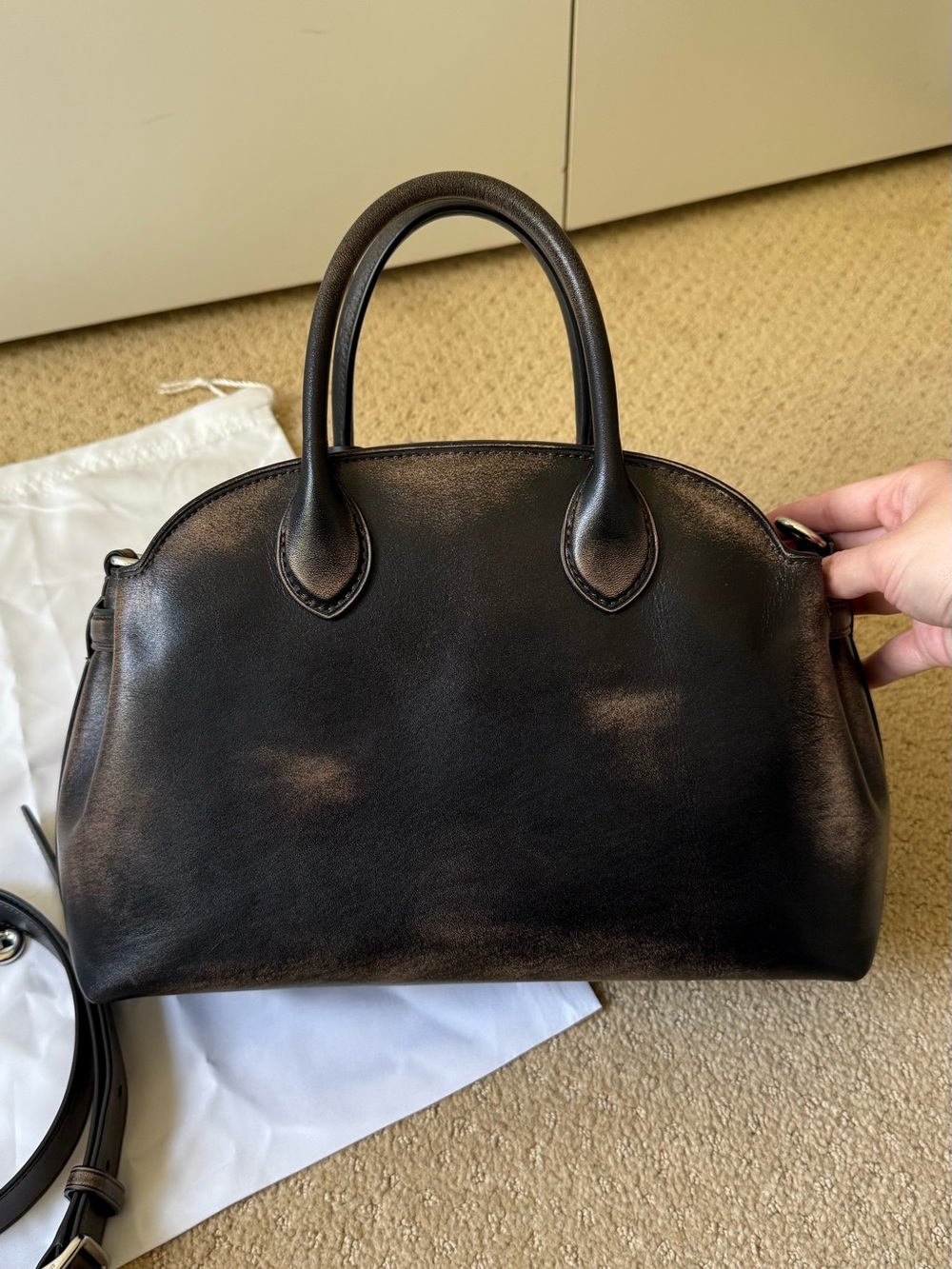 Coach Empire Carryall 28 in Loved Leather - Picture 2 of 13